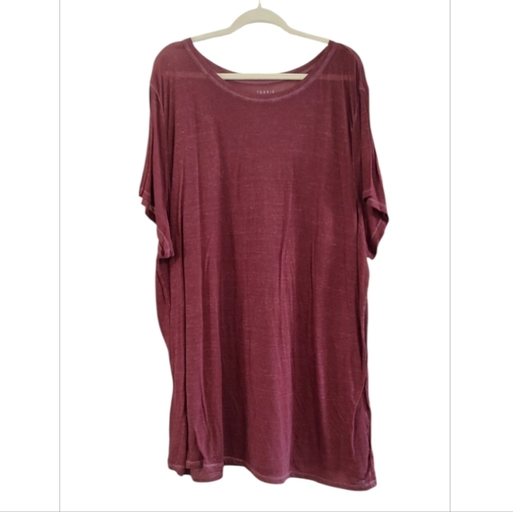 Torrid Short Sleeve Burgundy Tee Size 5X